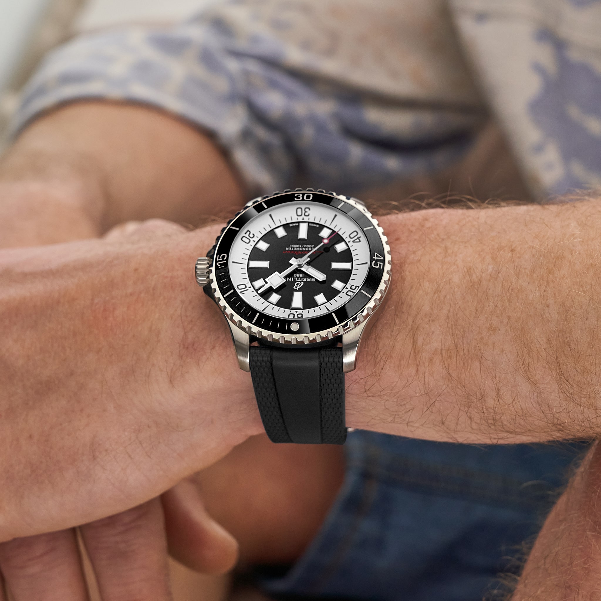 Superocean Automatic 44 - Schwarz